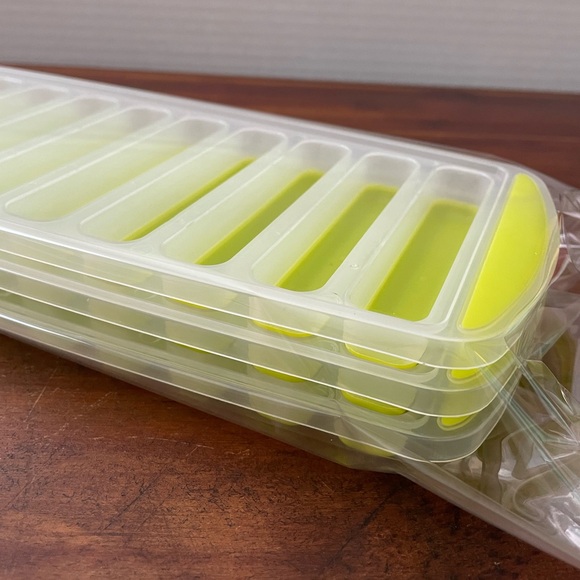 *NIP* 3 Pack Ice Stick/Cube Tray, Thin & Long for Sports/Water Bottles Silicone - Picture 8 of 13